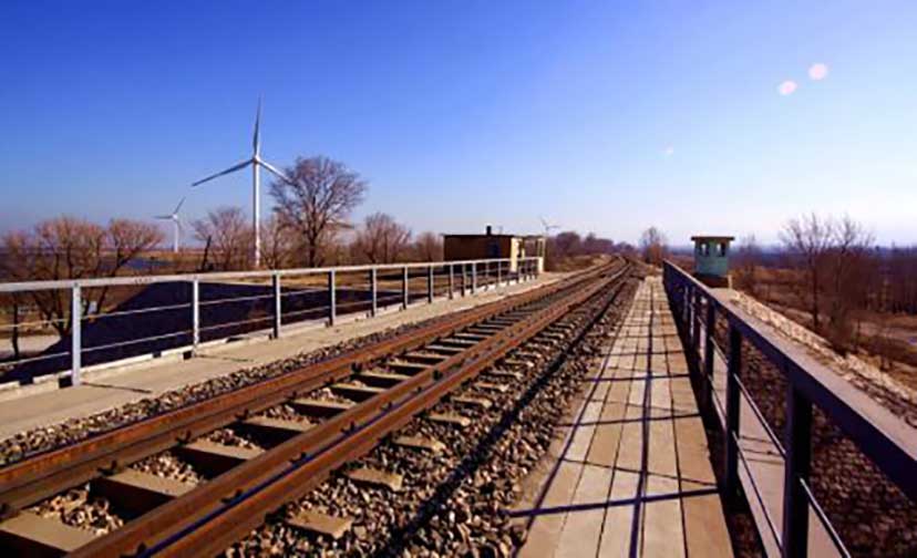 高鐵建設(shè)領(lǐng)域，加大對(duì)機(jī)制砂的需求