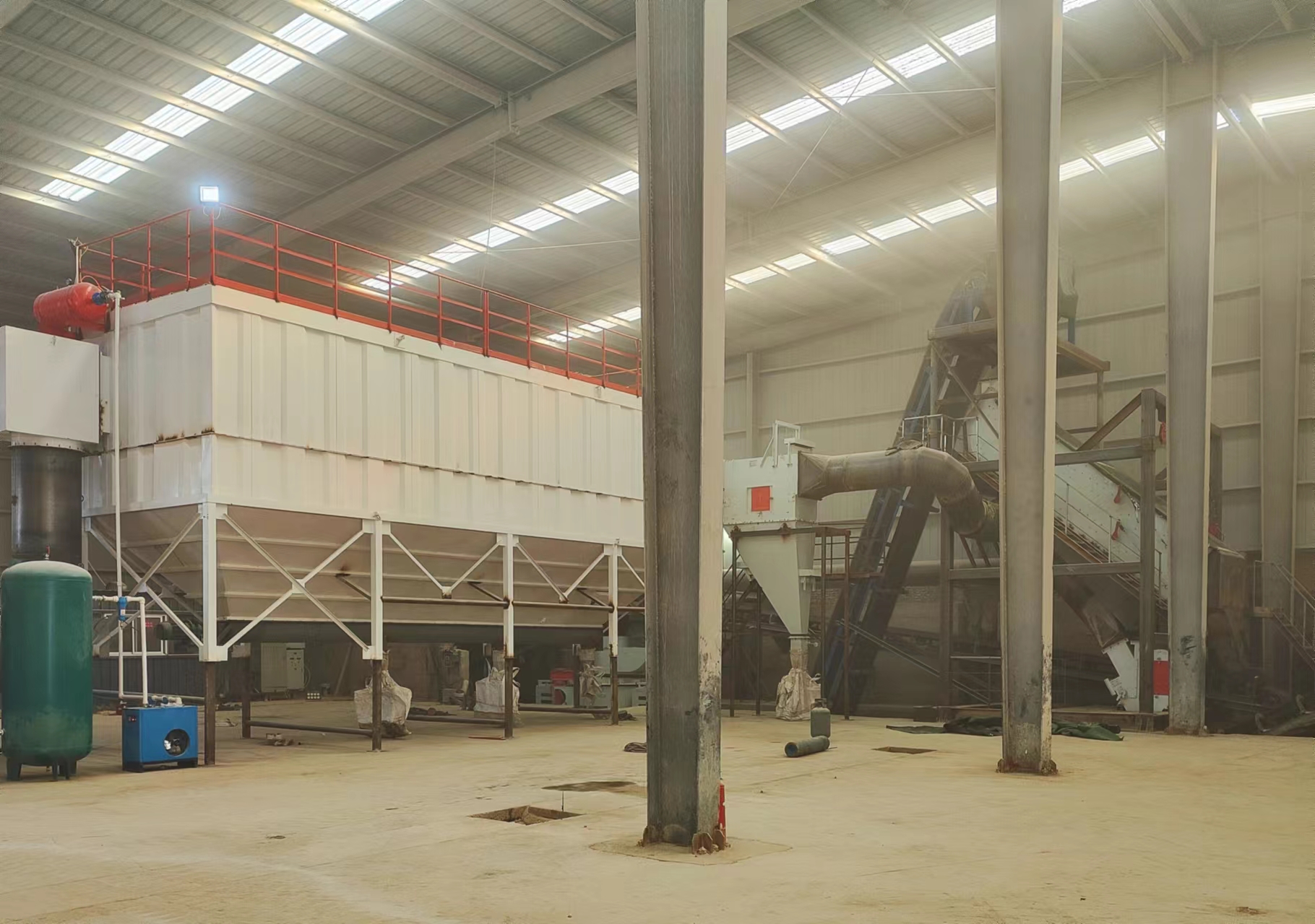 與平面制砂相比，干法制砂樓有哪些優(yōu)勢(shì)？