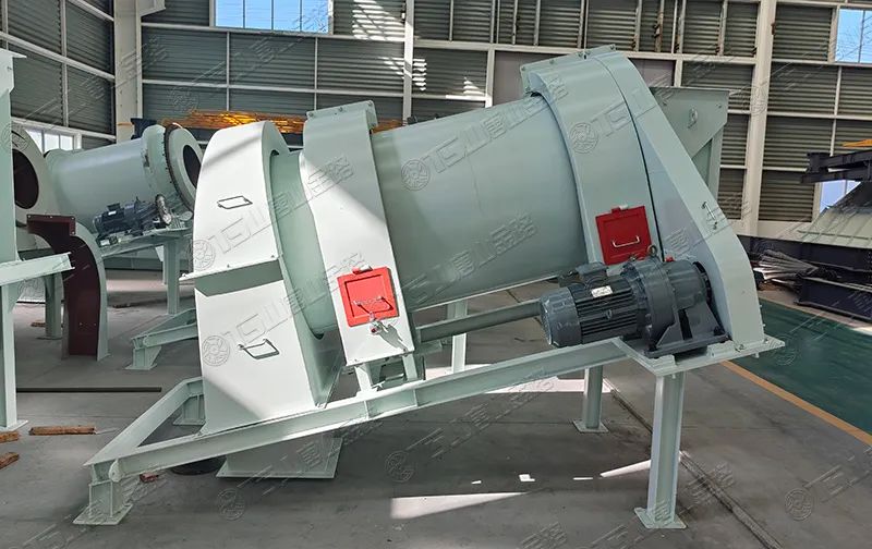 機制砂防離析、防揚塵，有經(jīng)驗的砂廠都在用加濕拌和機