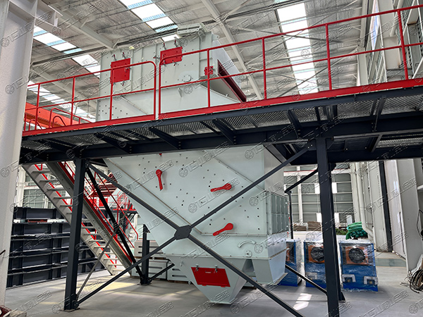 高頻篩，細物料篩分專家，效率高還不堵孔